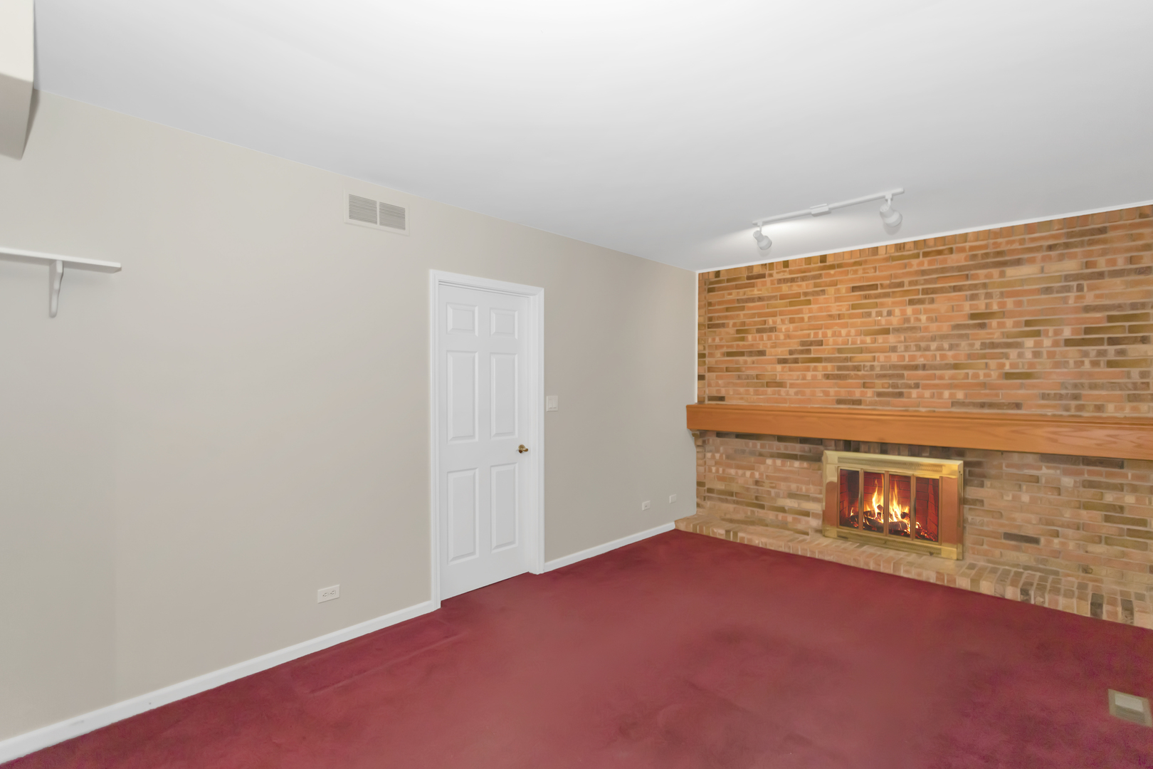 157 E Home Avenue