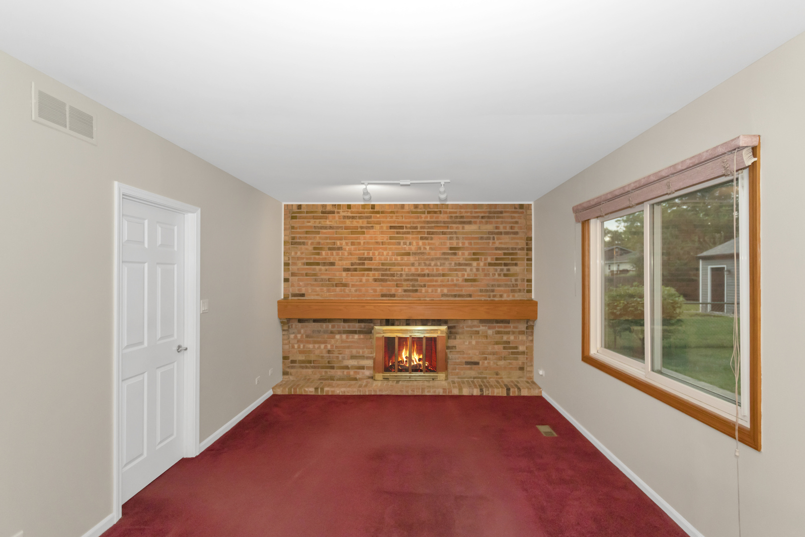 157 E Home Avenue