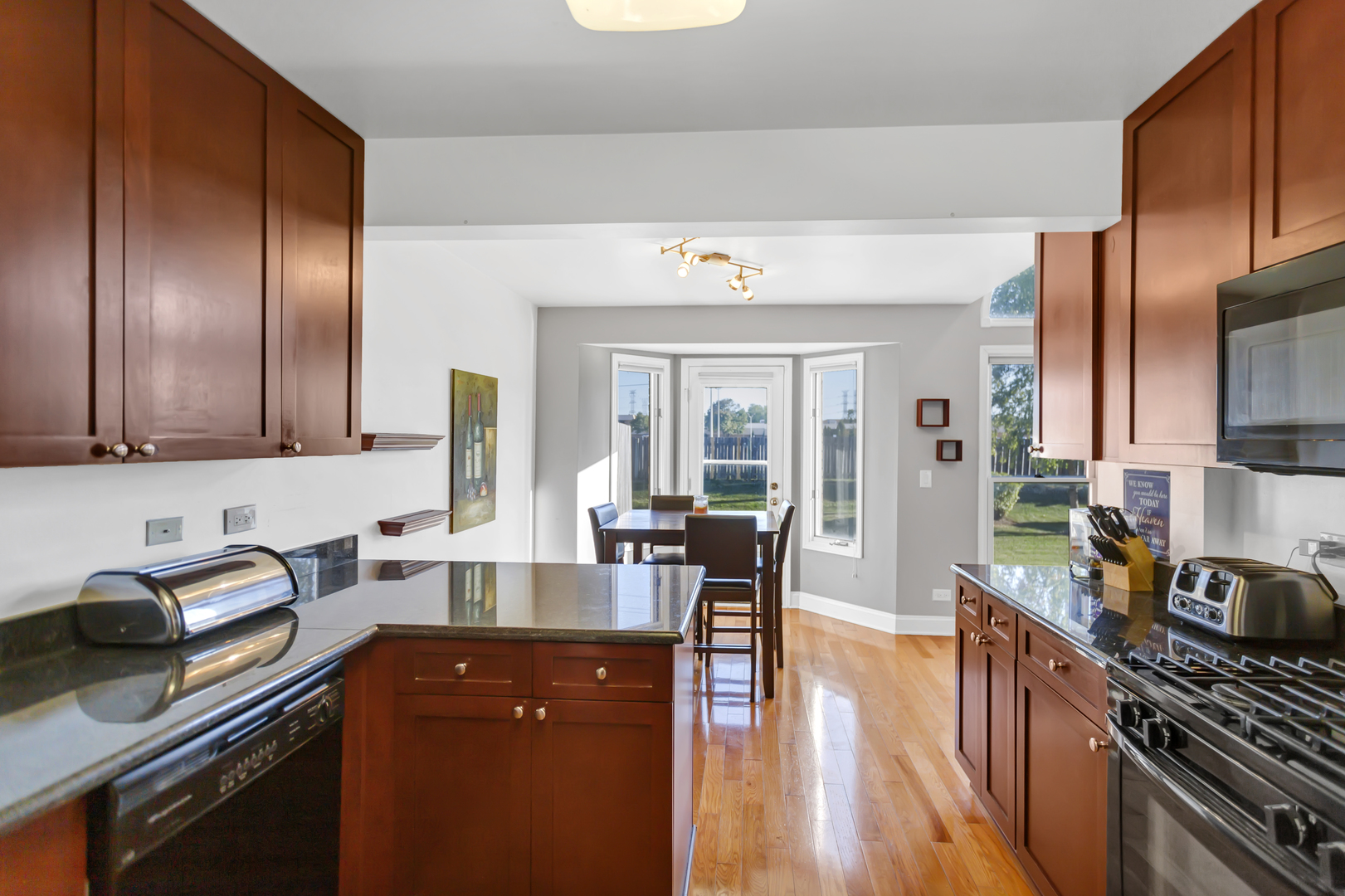 437 S Wenbriar Square
