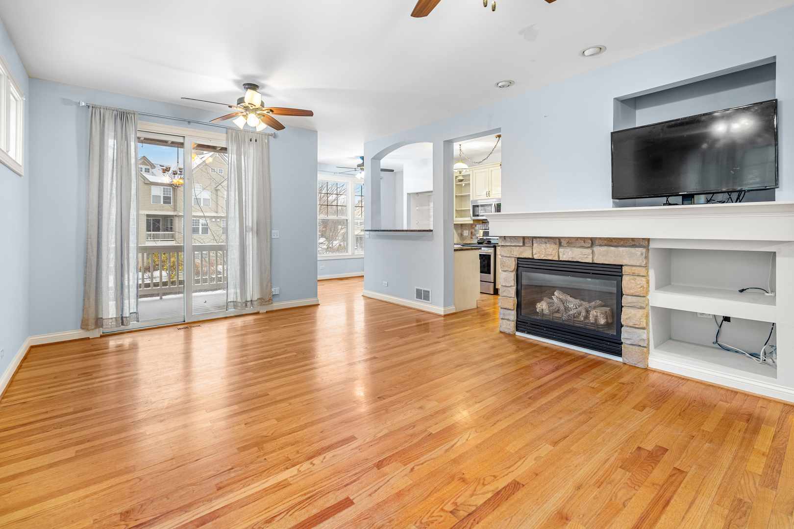 365 Lake Avenue Unit: C