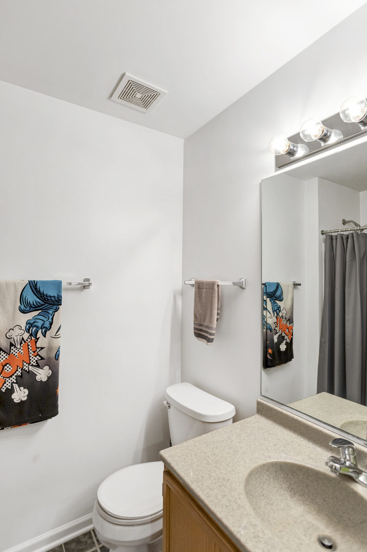 1174 N Village Drive Unit: 1174
