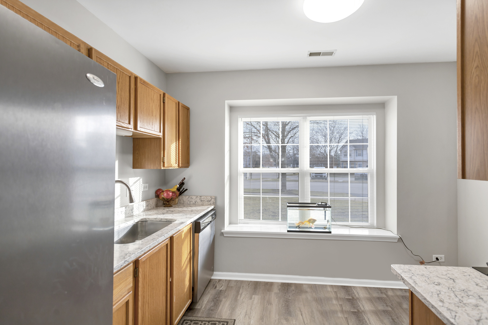 1174 N Village Drive Unit: 1174