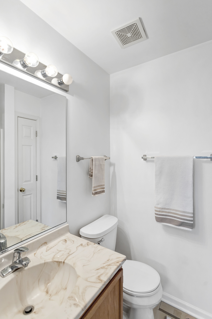 1174 N Village Drive Unit: 1174
