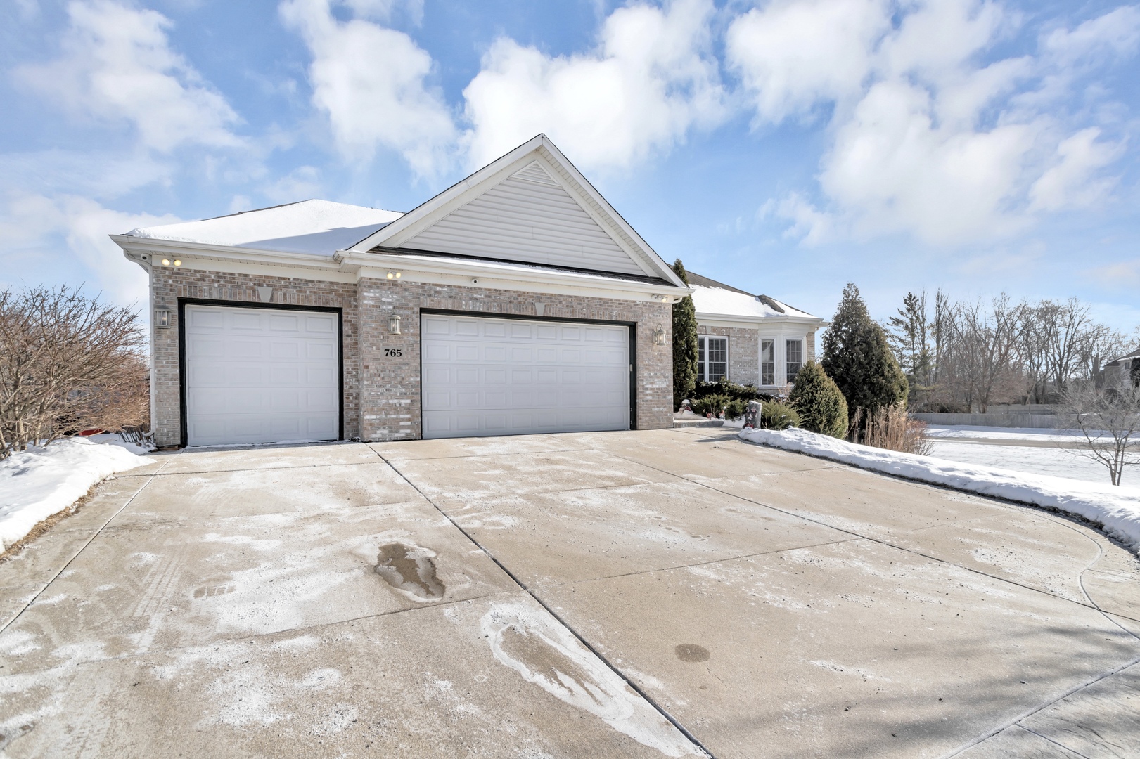 765 Fox Trail Terrace