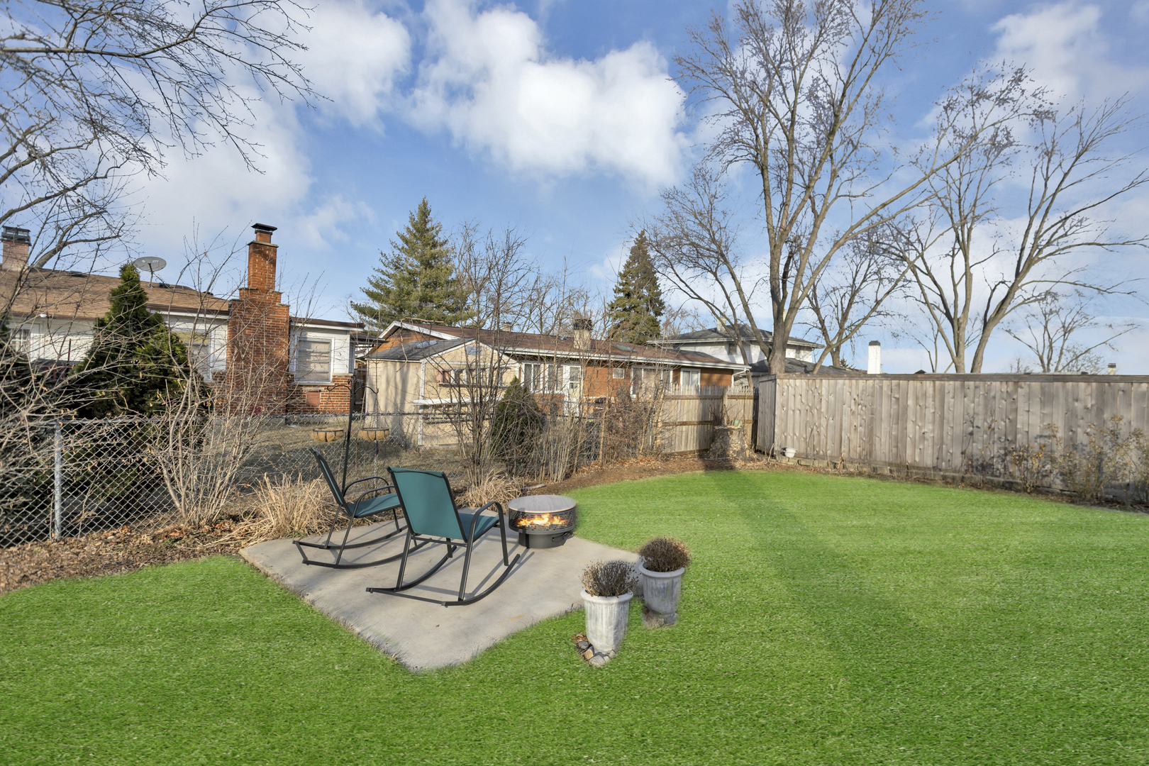 10 Woodcrest Lane