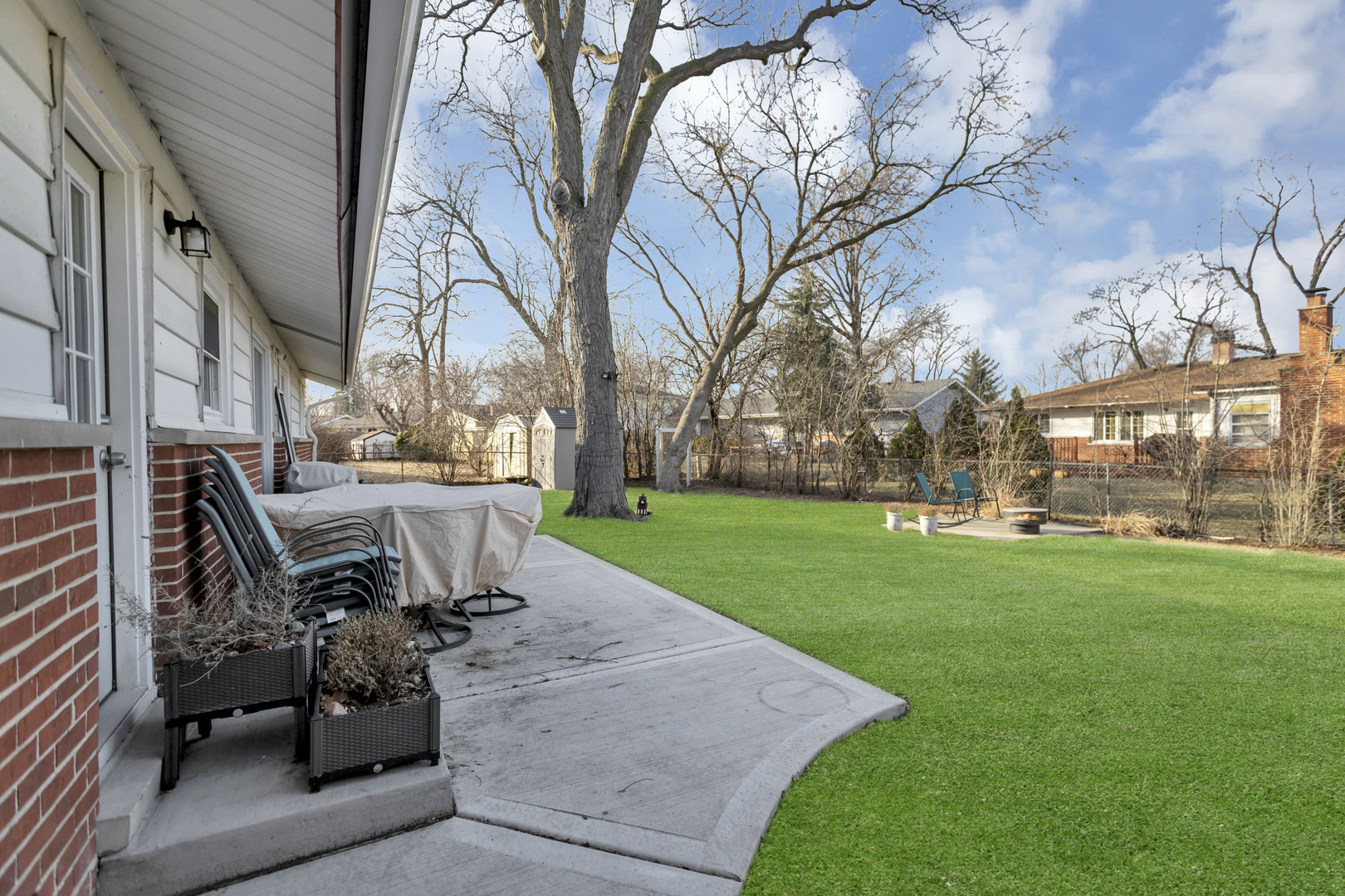 10 Woodcrest Lane