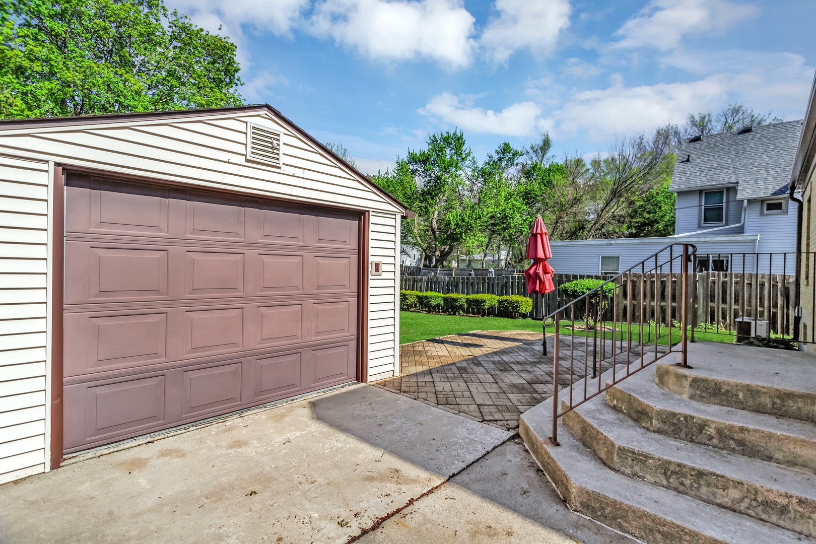 735 S 3rd Street