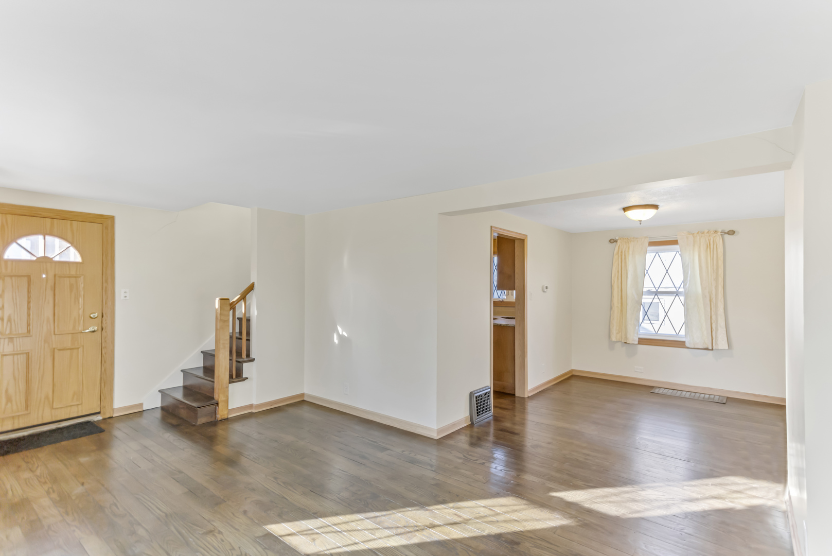 5156 W 63rd Place