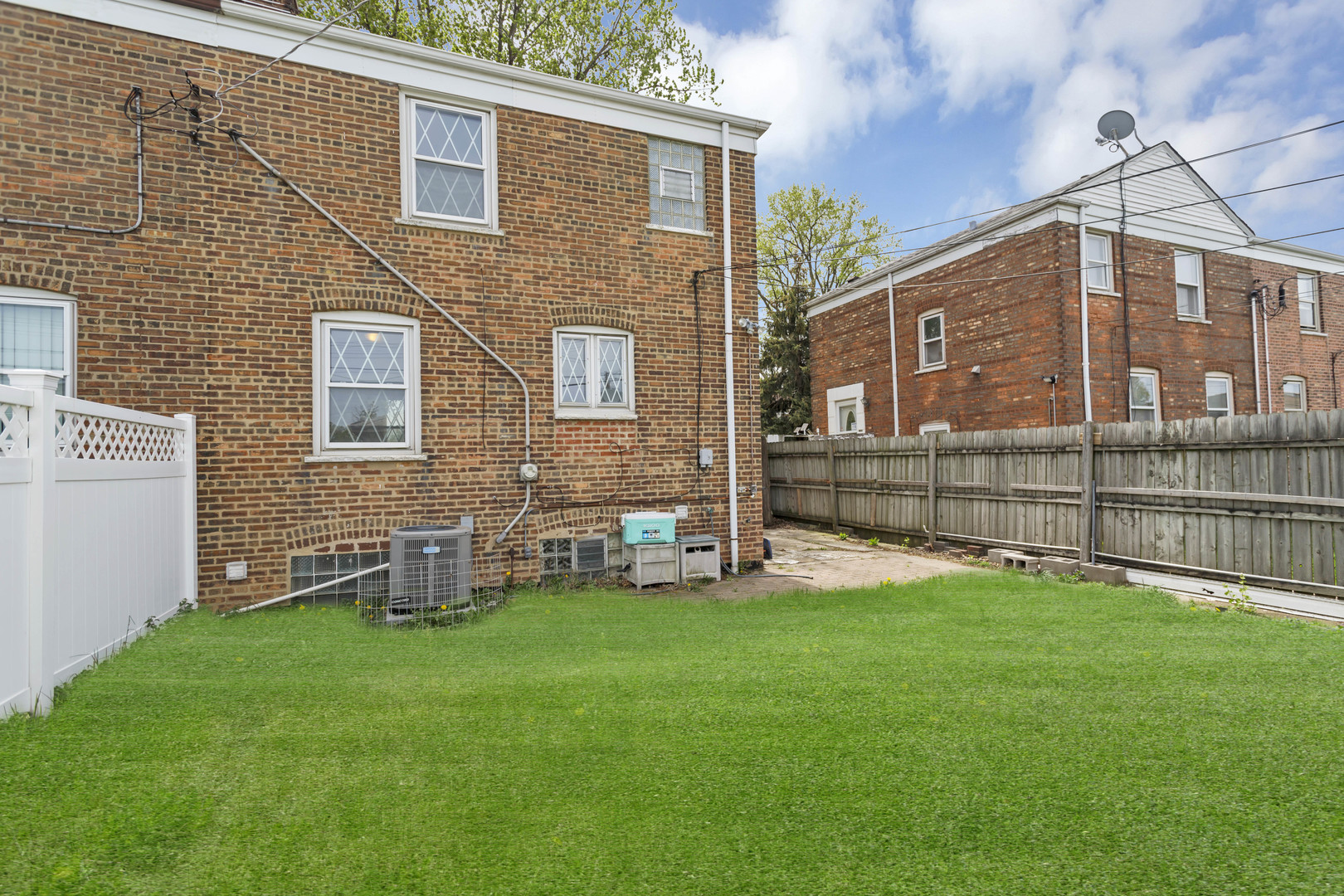 5156 W 63rd Place
