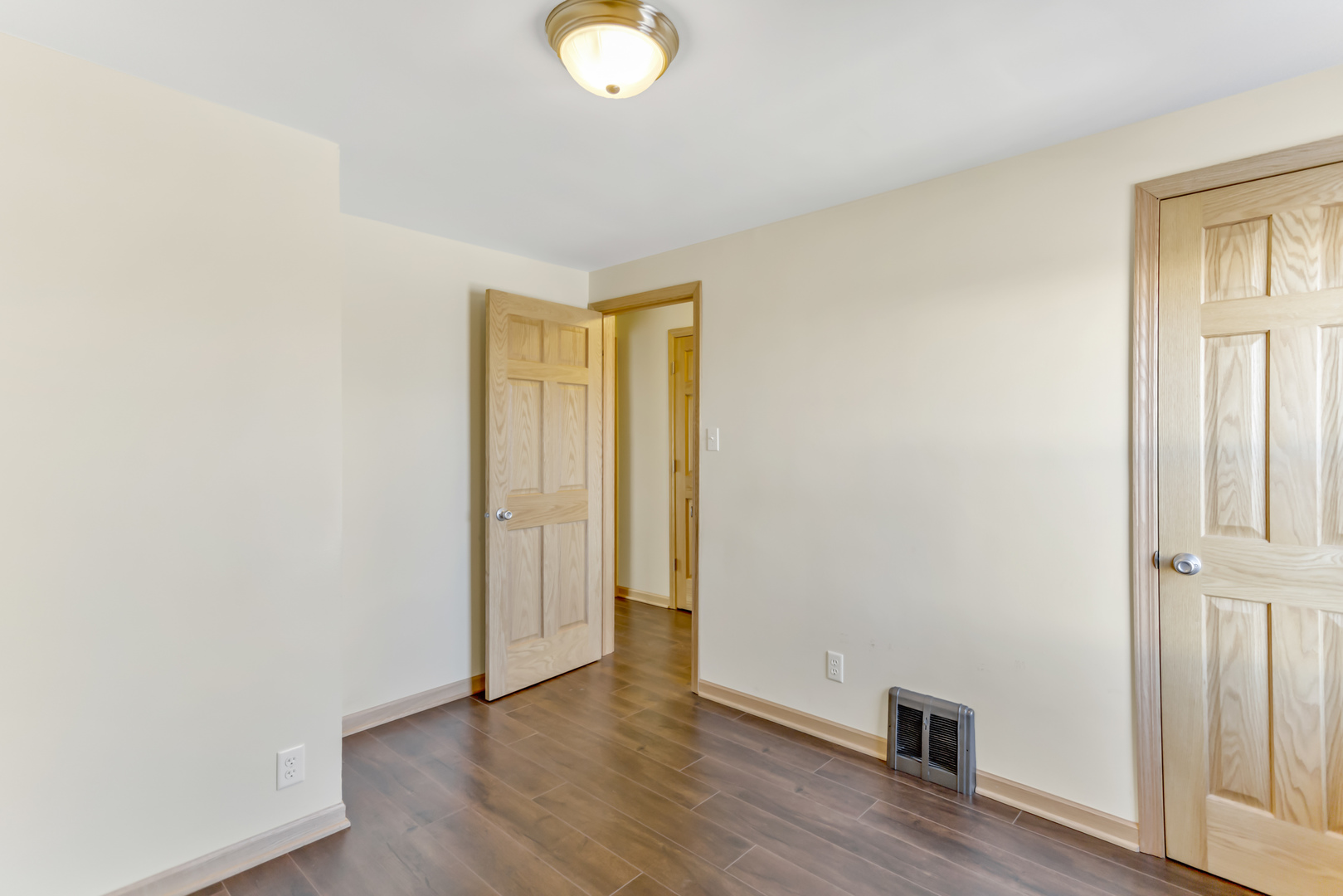 5156 W 63rd Place