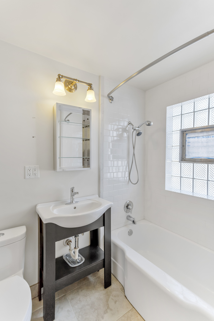 5156 W 63rd Place