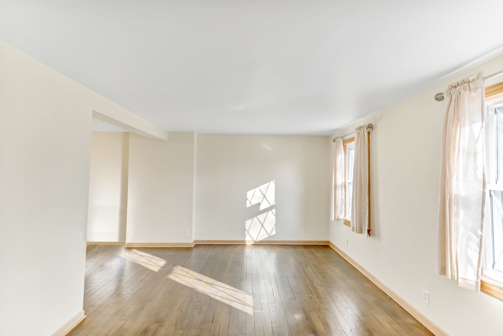 5156 W 63rd Place