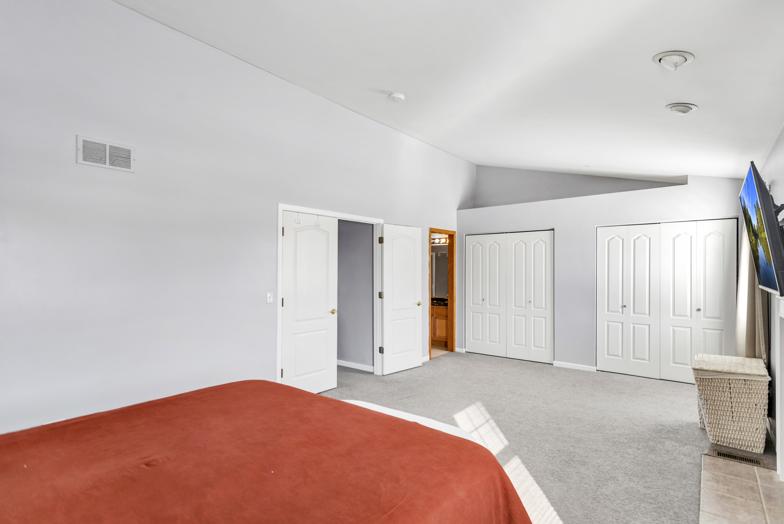519 KRESSWOOD Drive