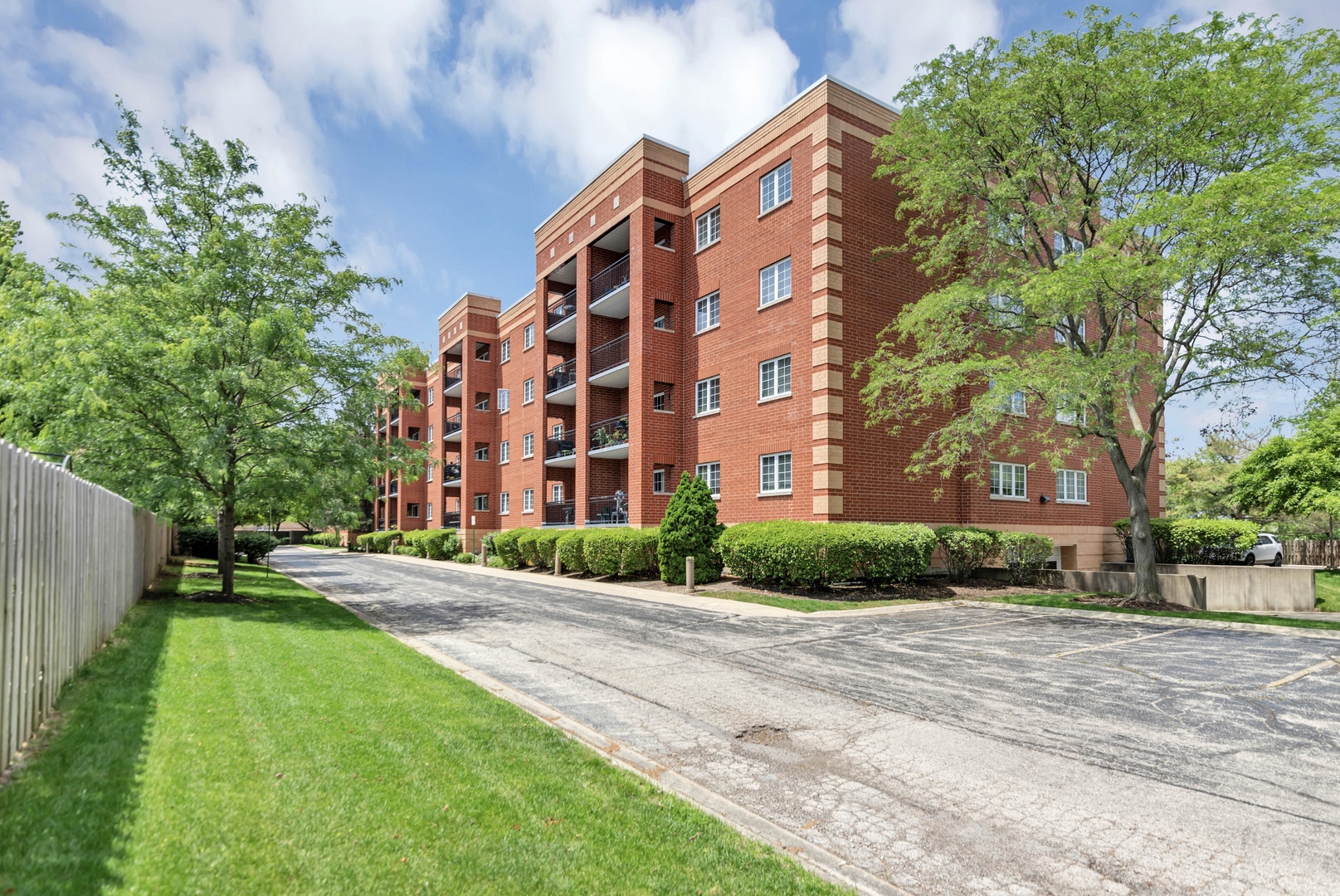 59 S Hale Street Unit: 402