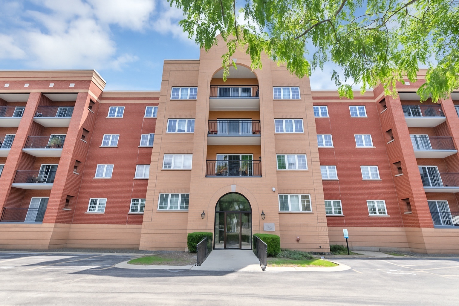 59 S Hale Street Unit: 402