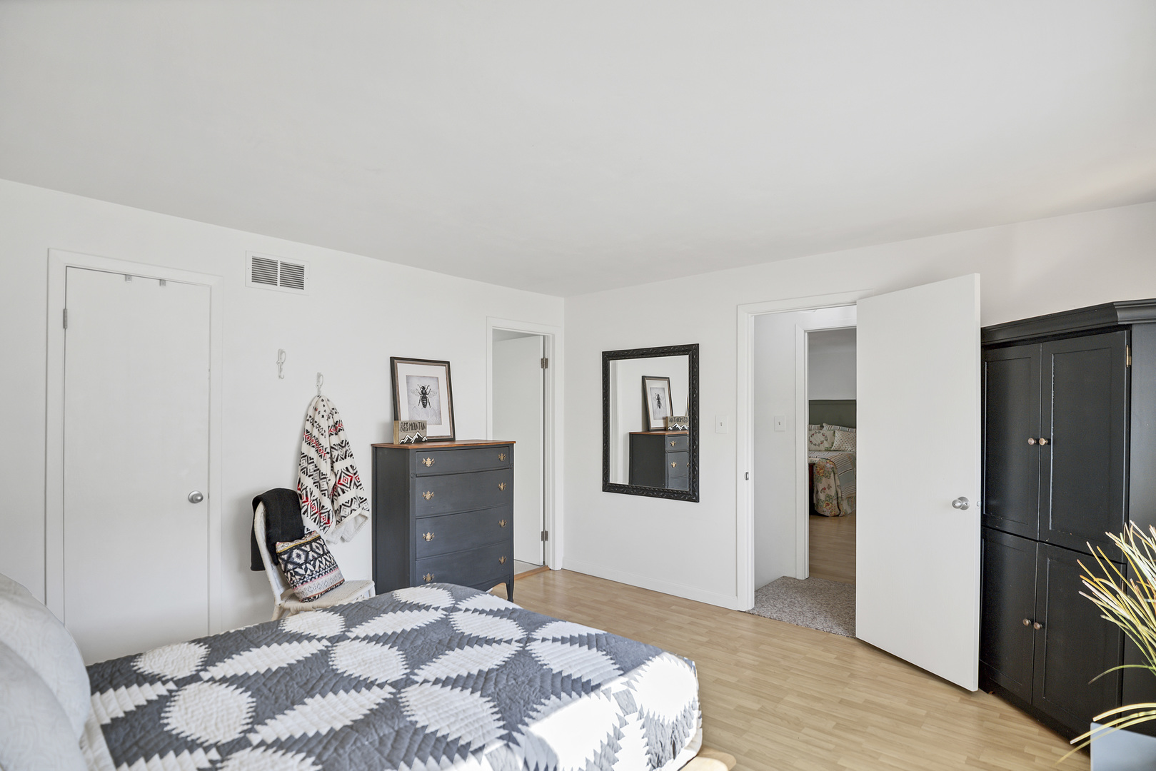 1104 Taunton Court