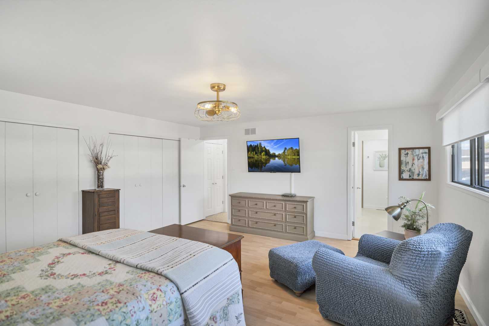 1104 Taunton Court