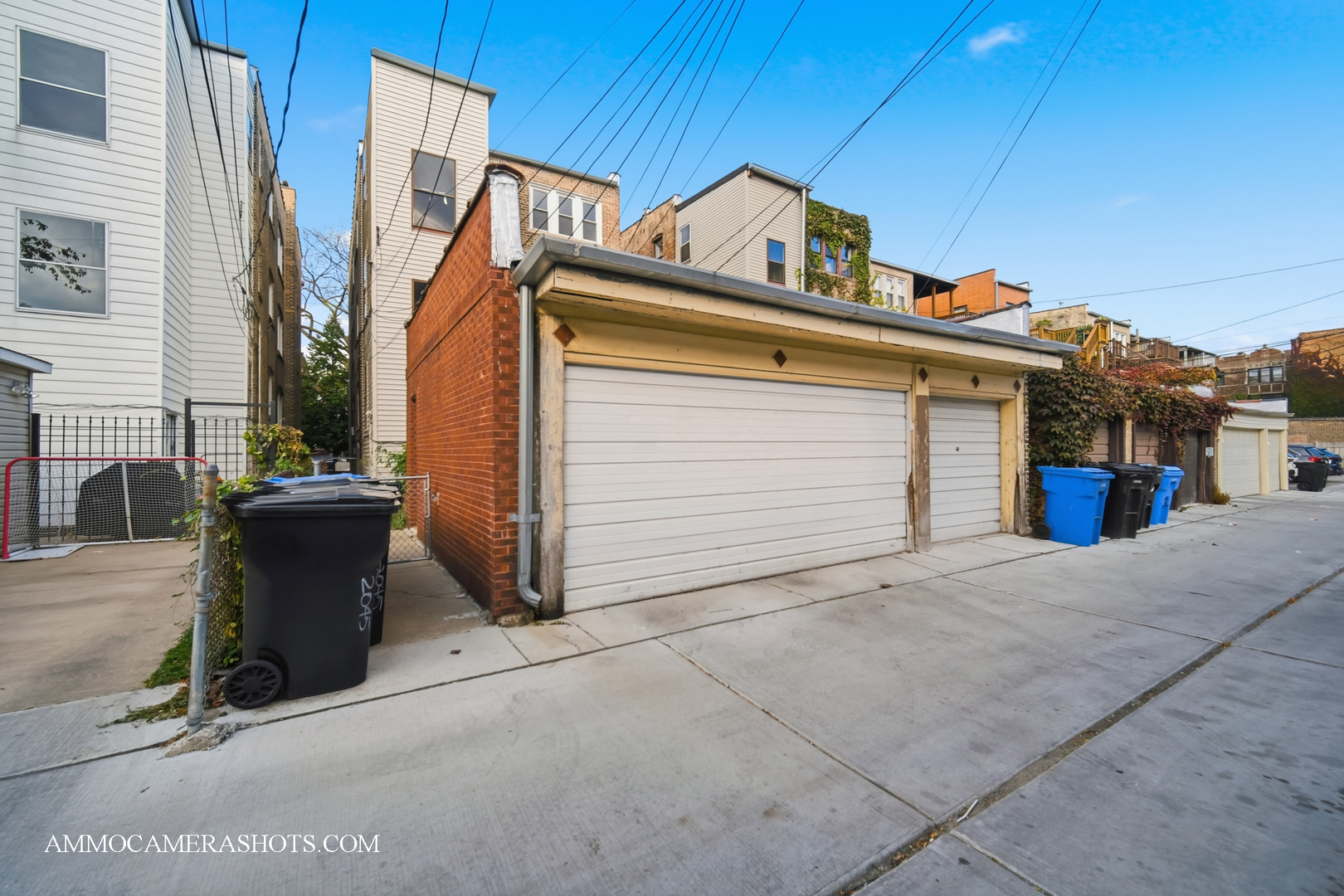 2045 W Farragut Avenue Unit: 3
