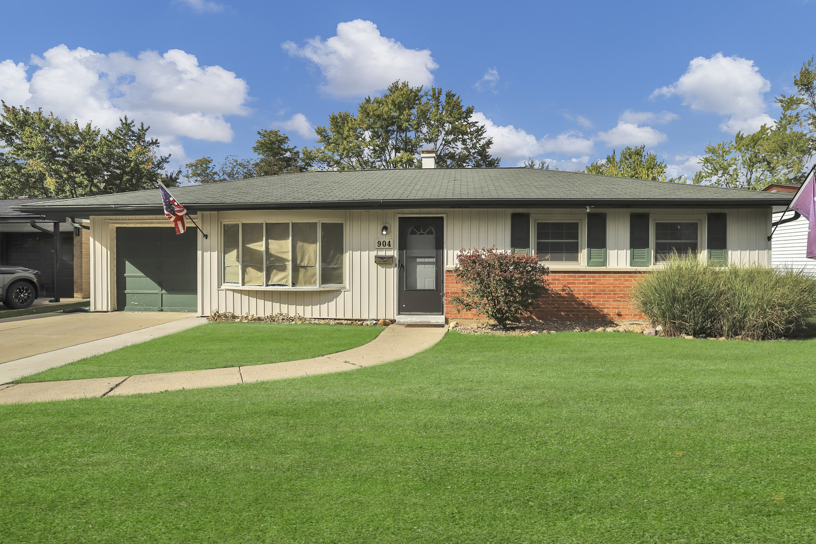 904 Woodland Drive