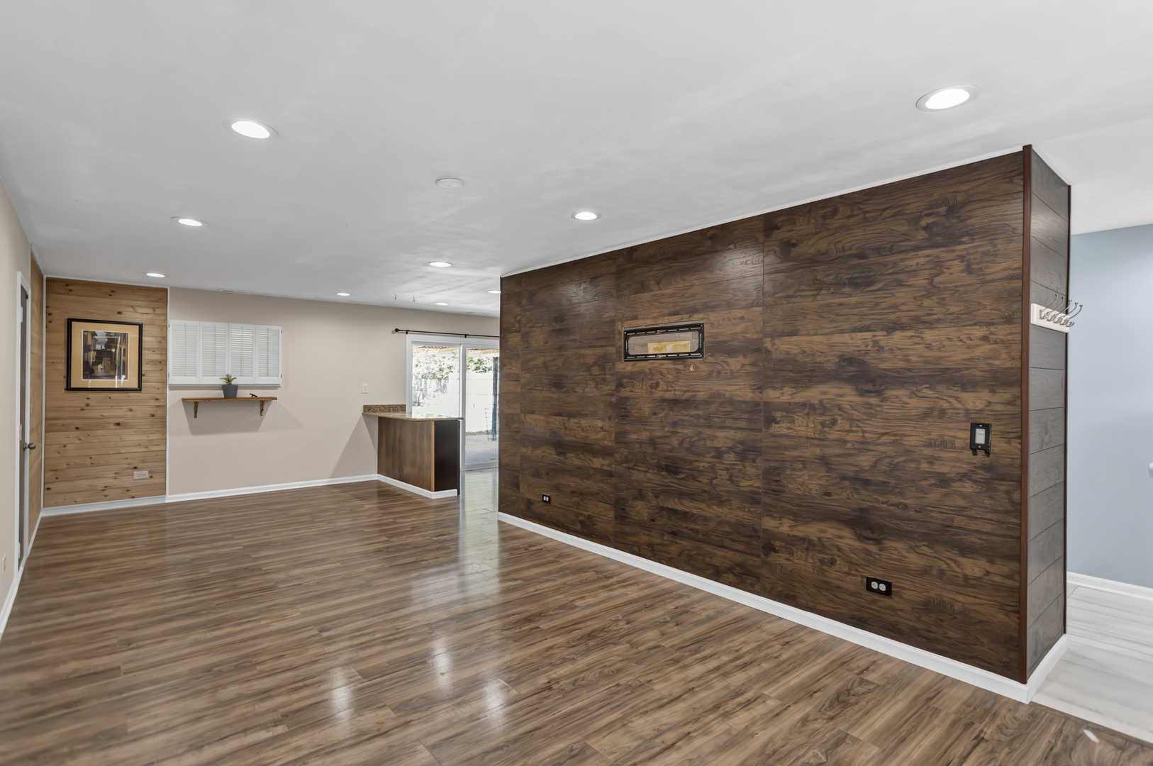 904 Woodland Drive