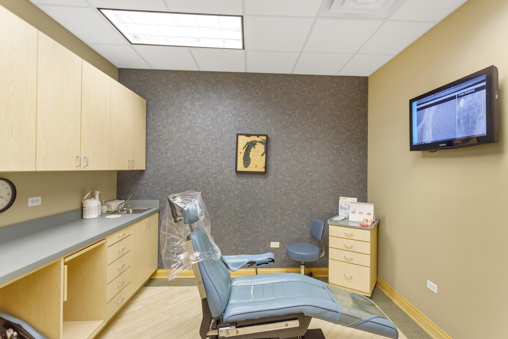 1500 CARLEMONT Drive Unit: F