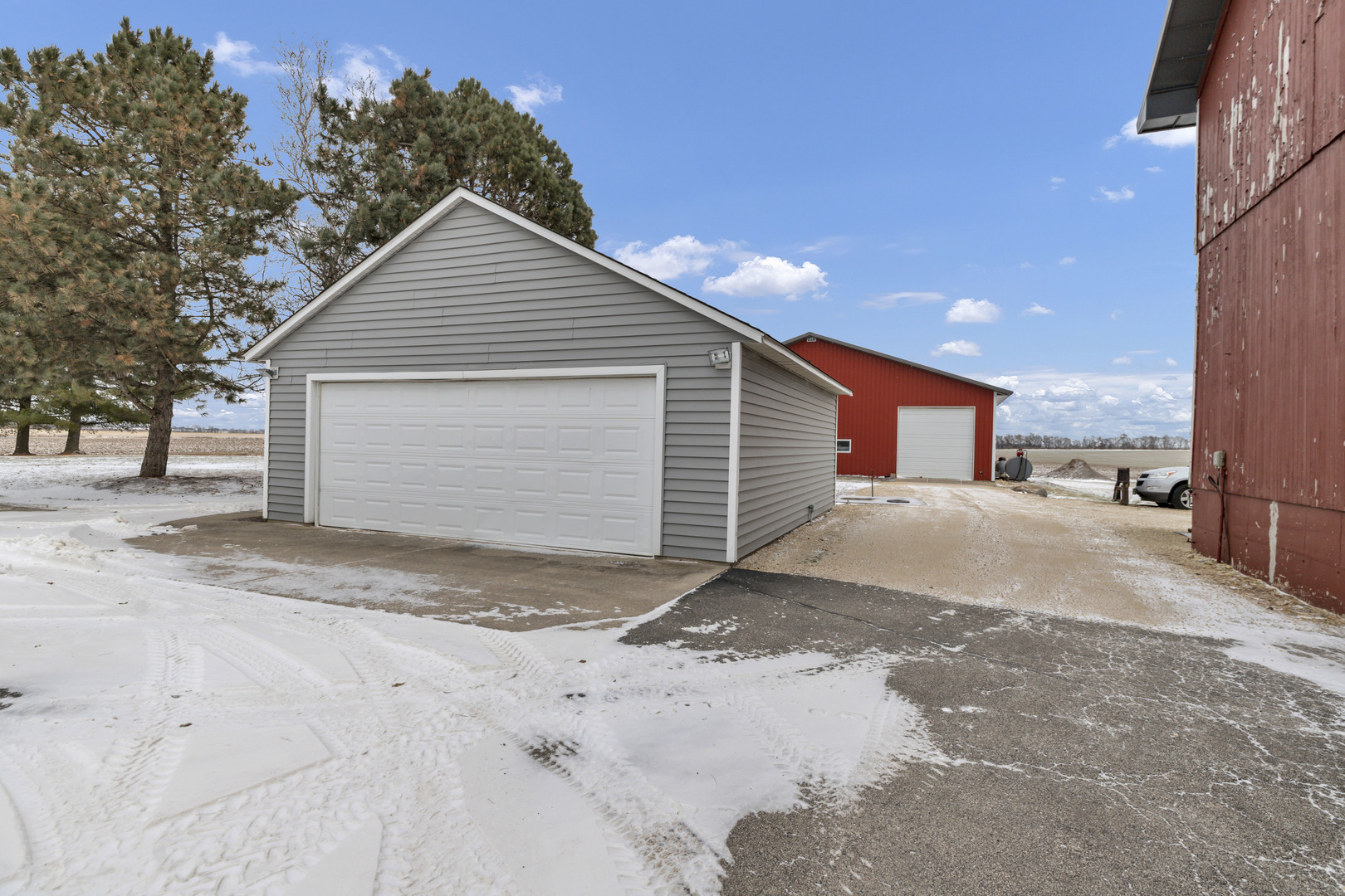 13535 County Line Road
