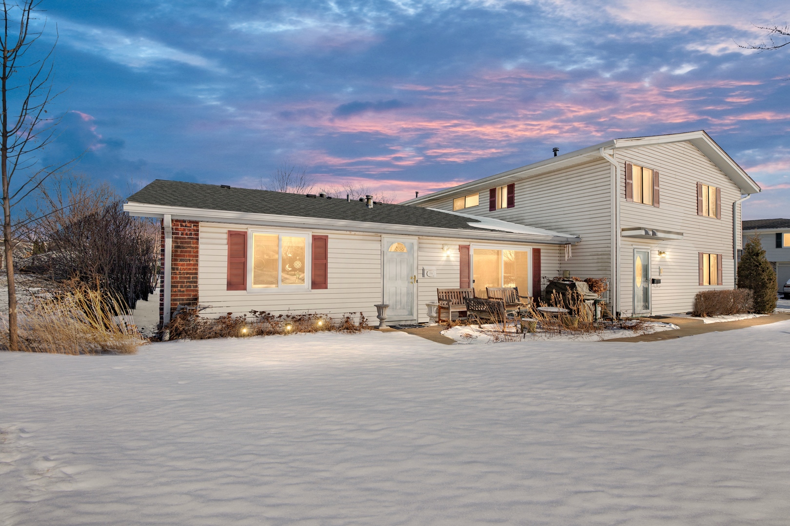 106 N SALEM Drive Unit: 106
