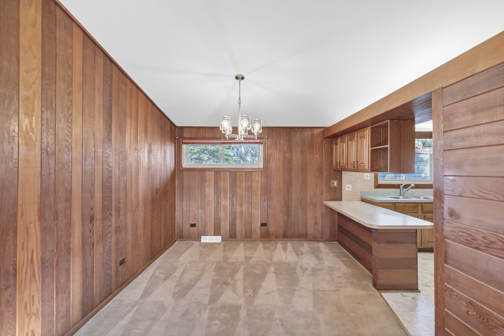 1505 S Stewart Avenue