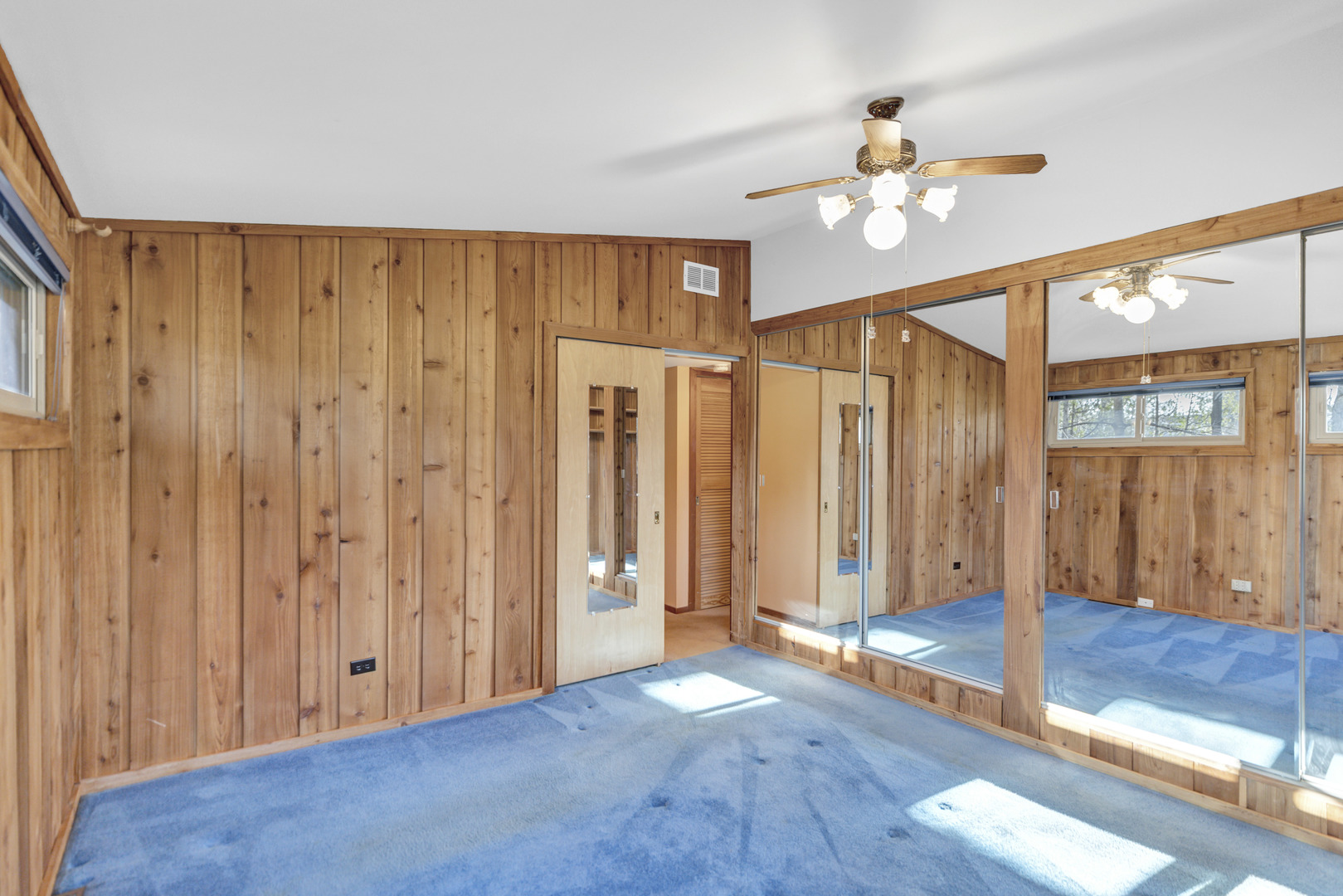 1505 S Stewart Avenue