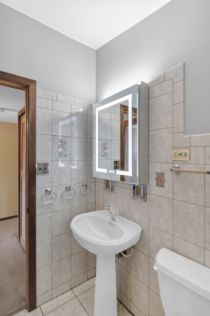 1505 S Stewart Avenue