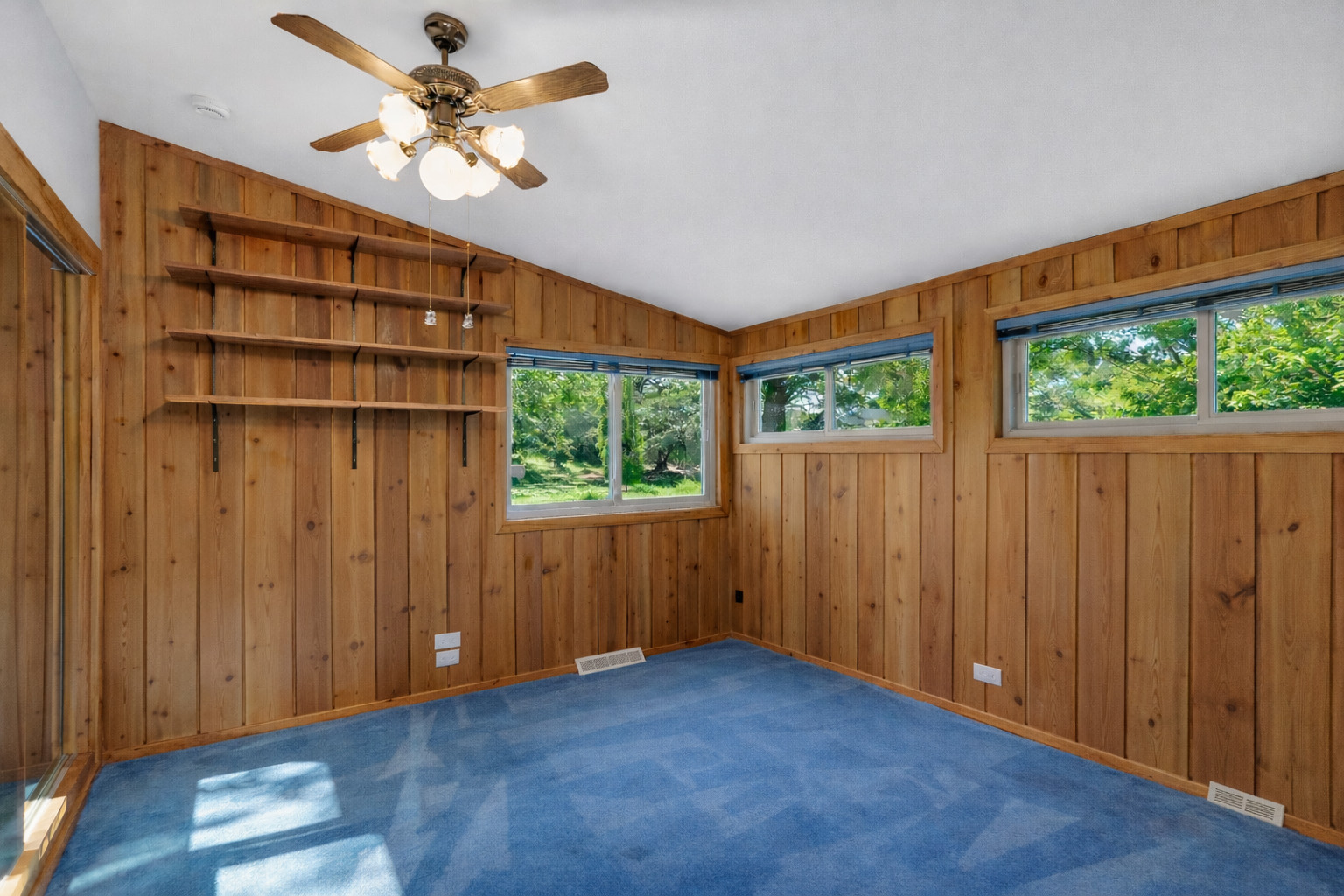 1505 S Stewart Avenue