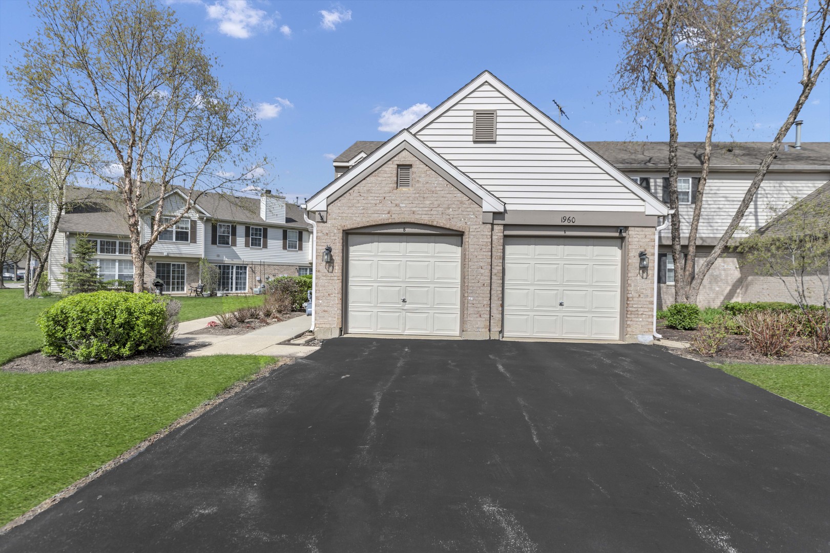1960 HERON Avenue Unit: B