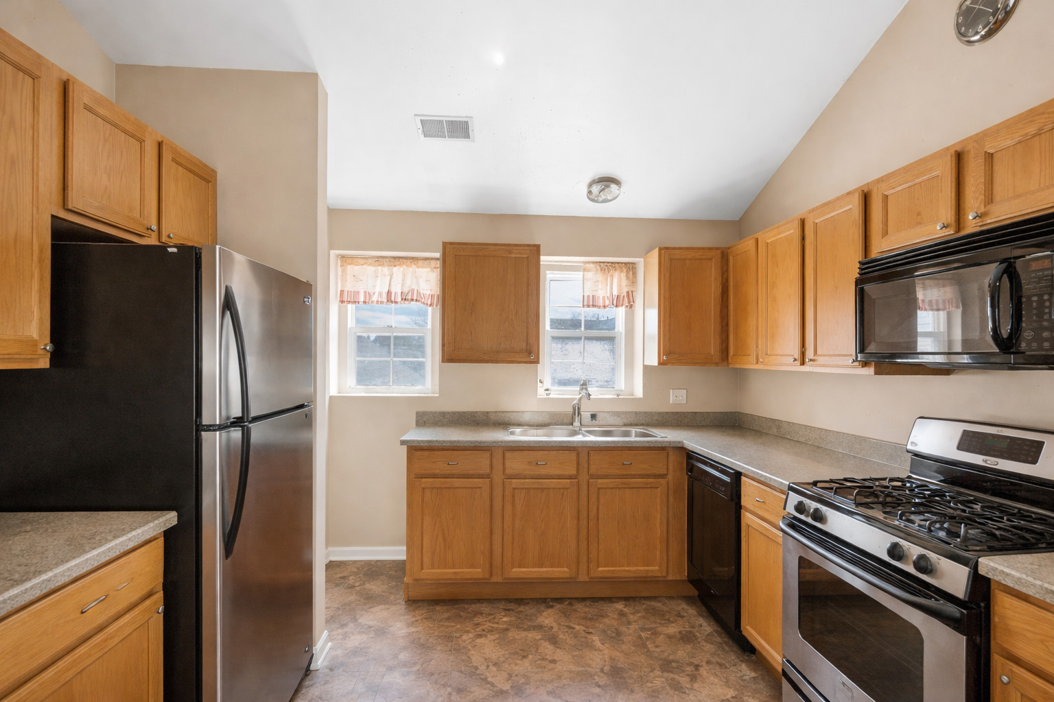 1960 HERON Avenue Unit: B