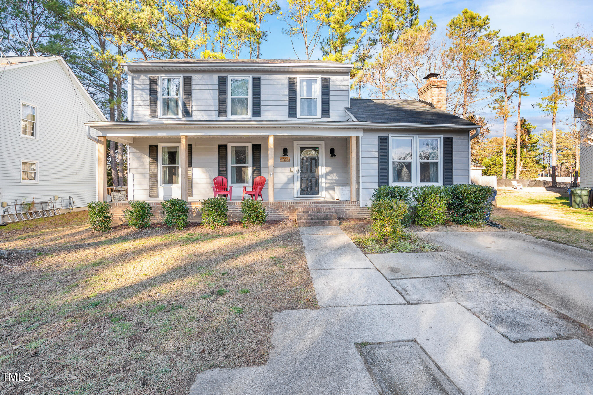 4605 Hollirose Place