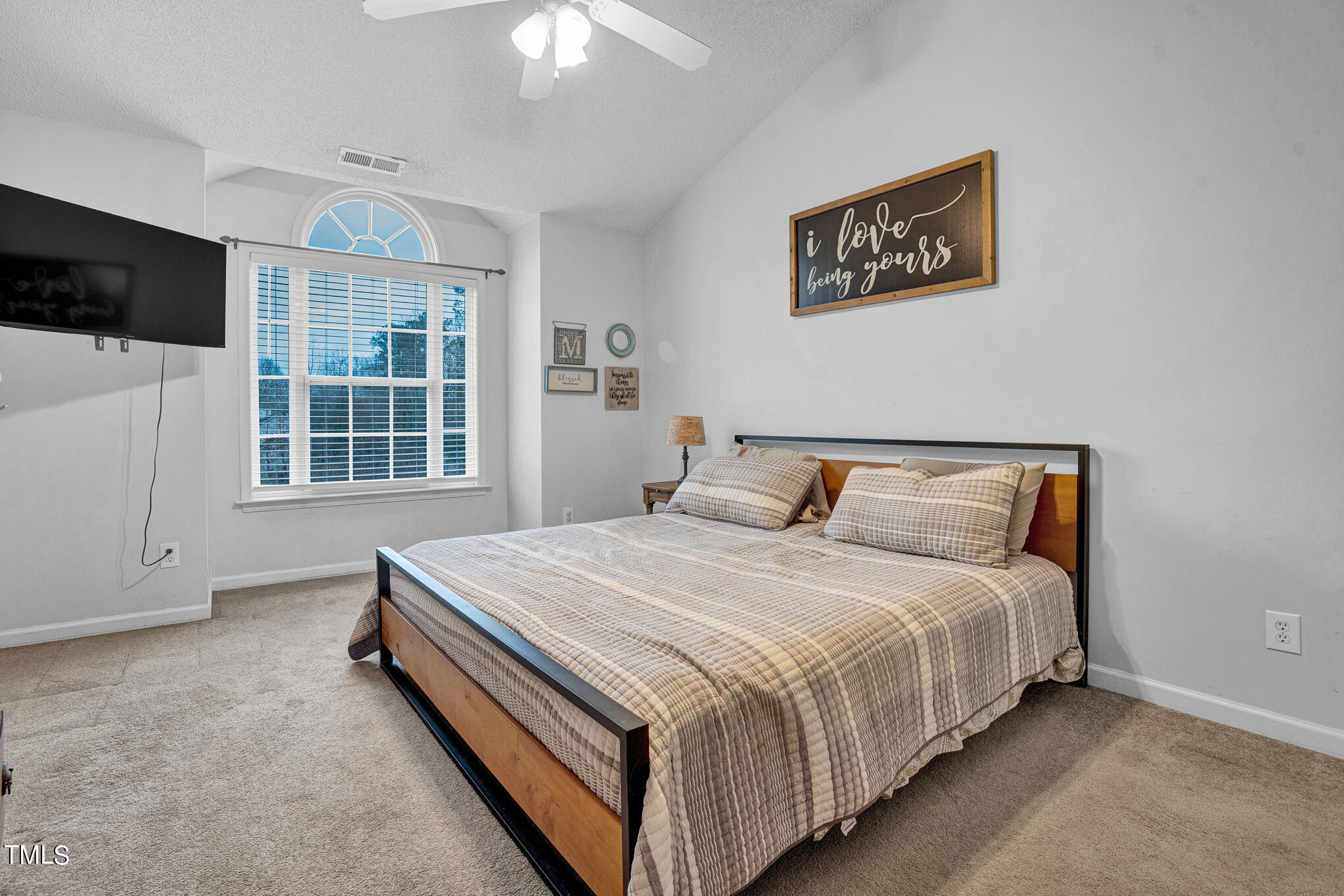 12 Woodhart Circle