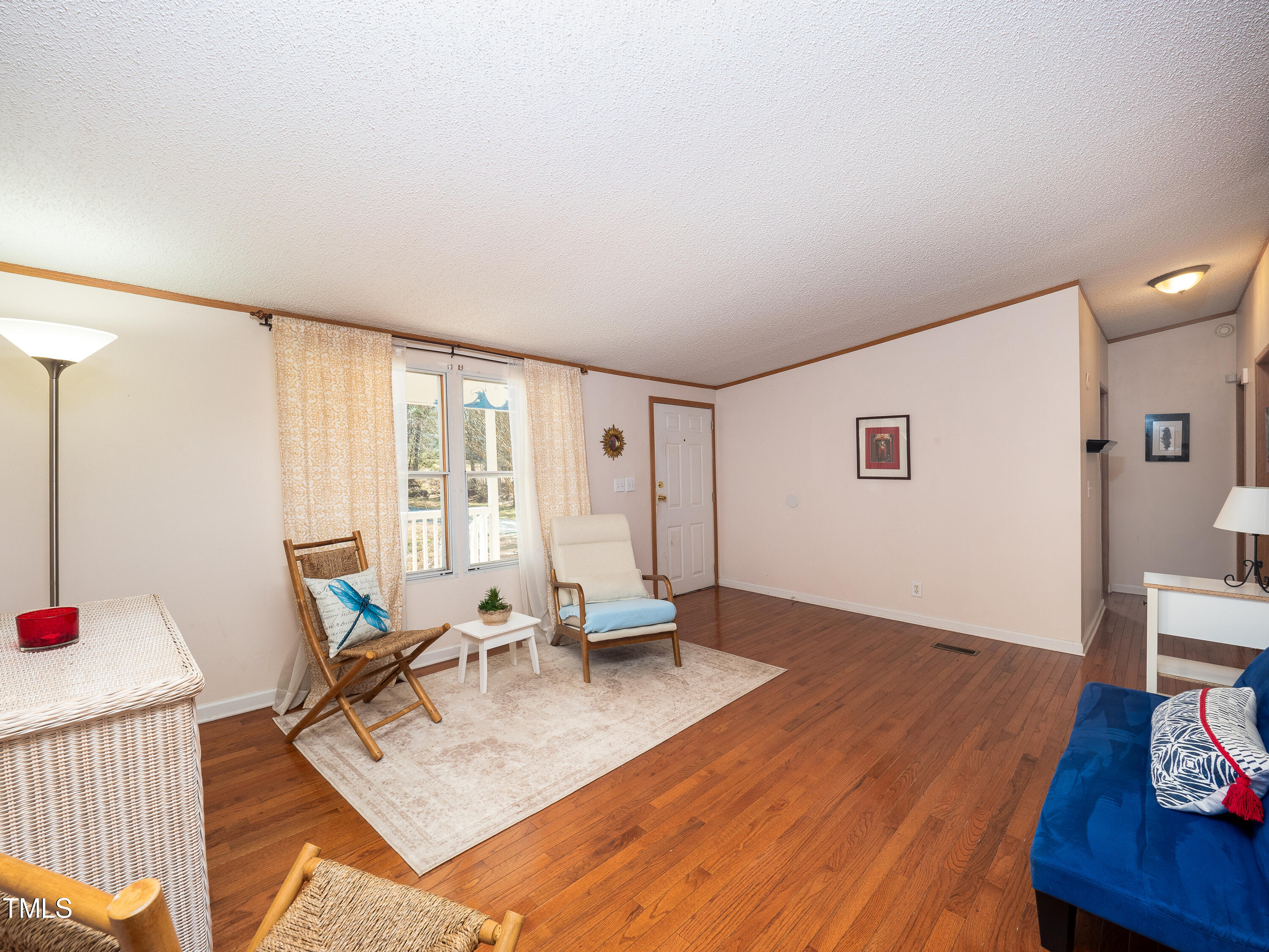 5257 Lloyd Hill Lane