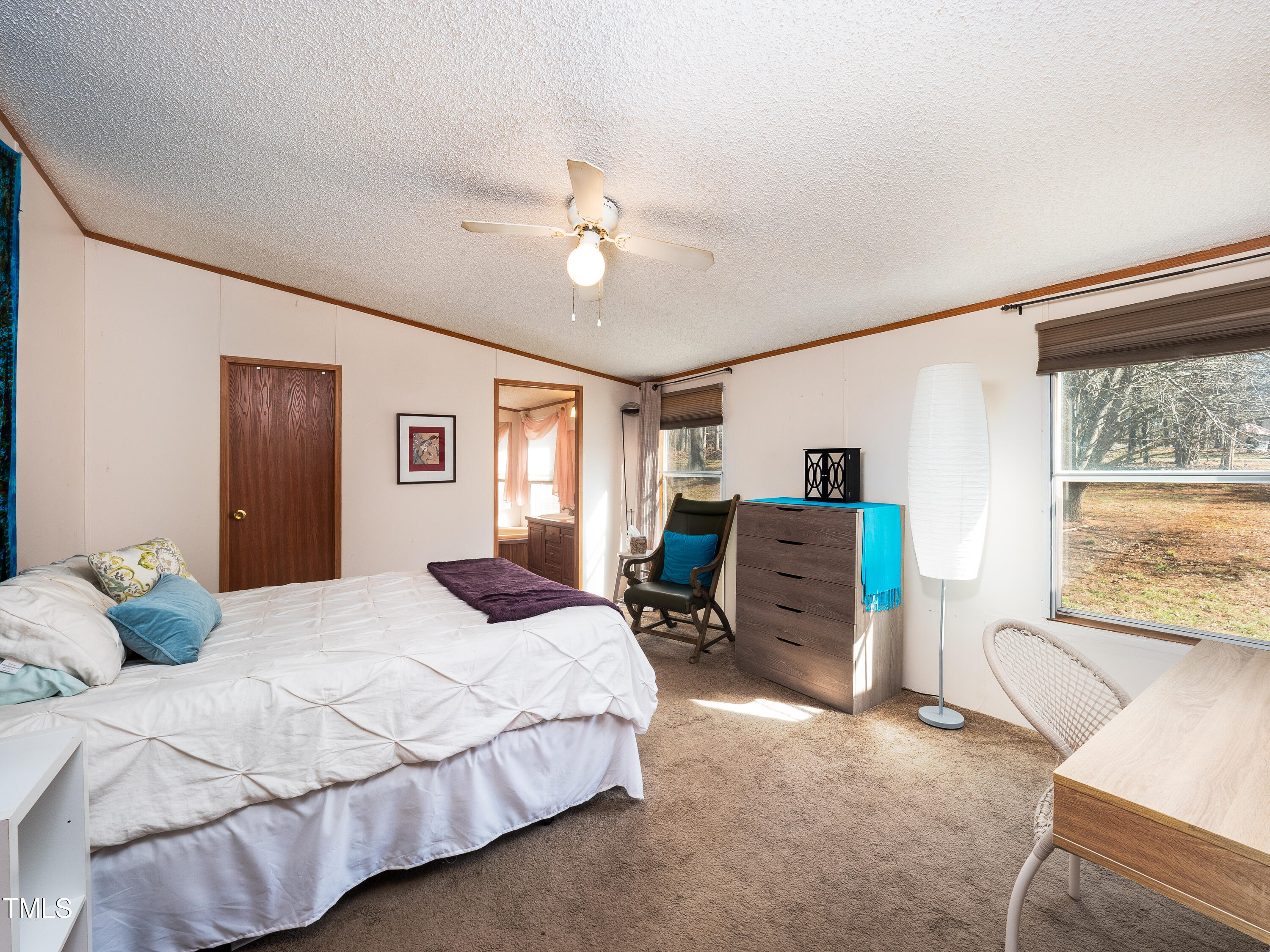 5257 Lloyd Hill Lane