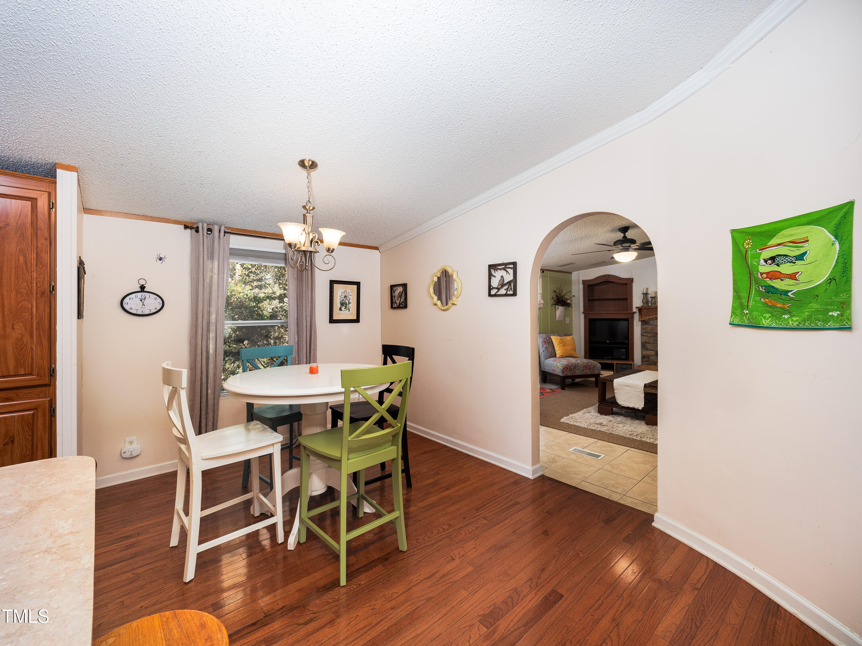 5257 Lloyd Hill Lane