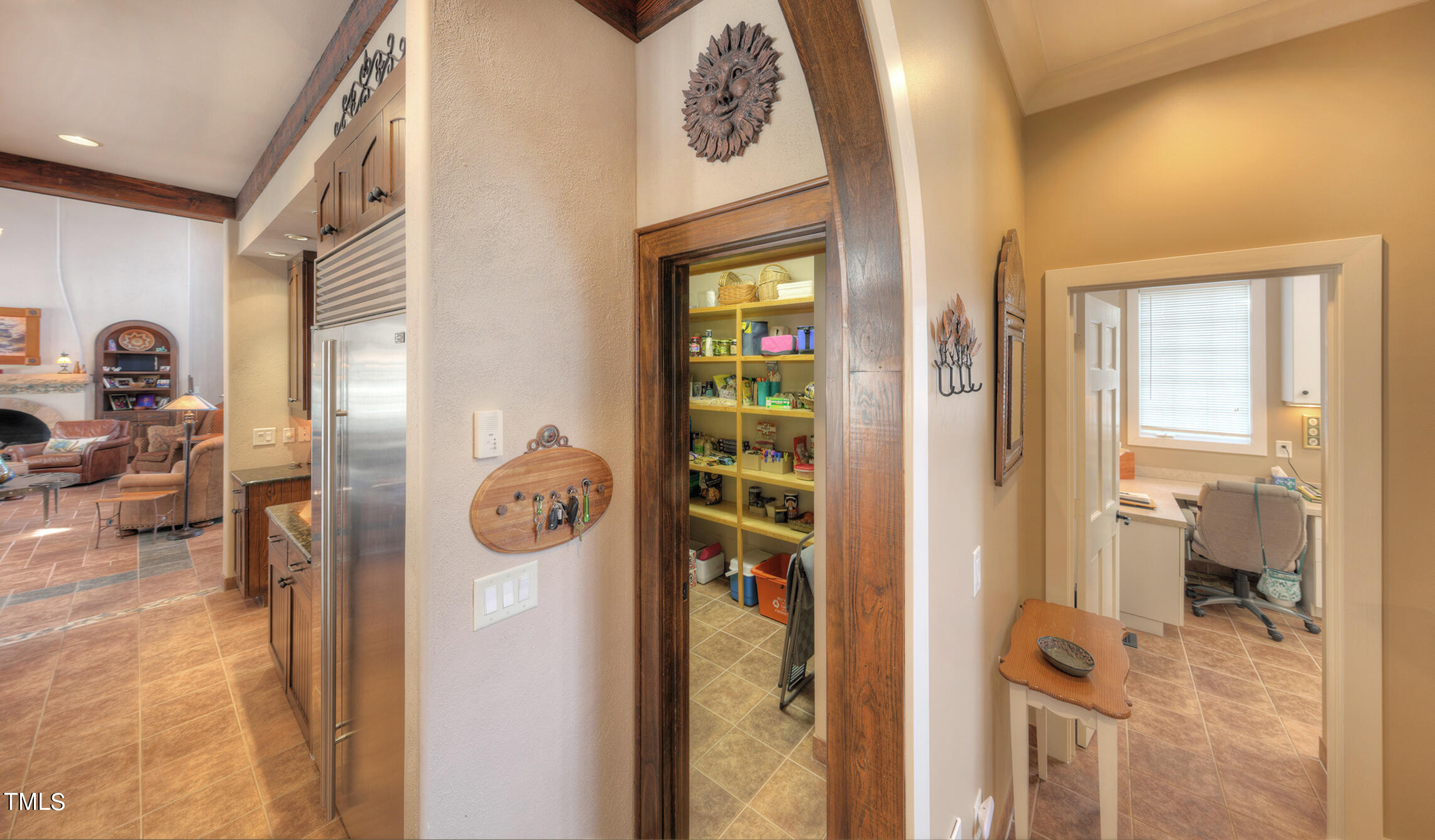 102 Flagstone Court