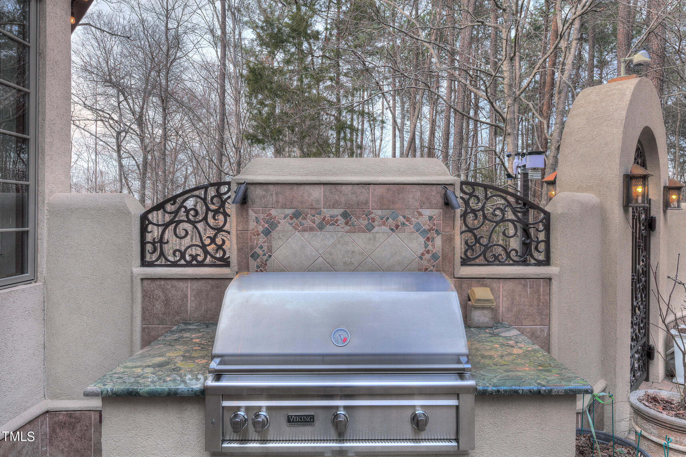 102 Flagstone Court