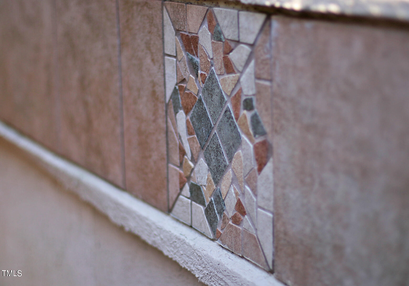102 Flagstone Court