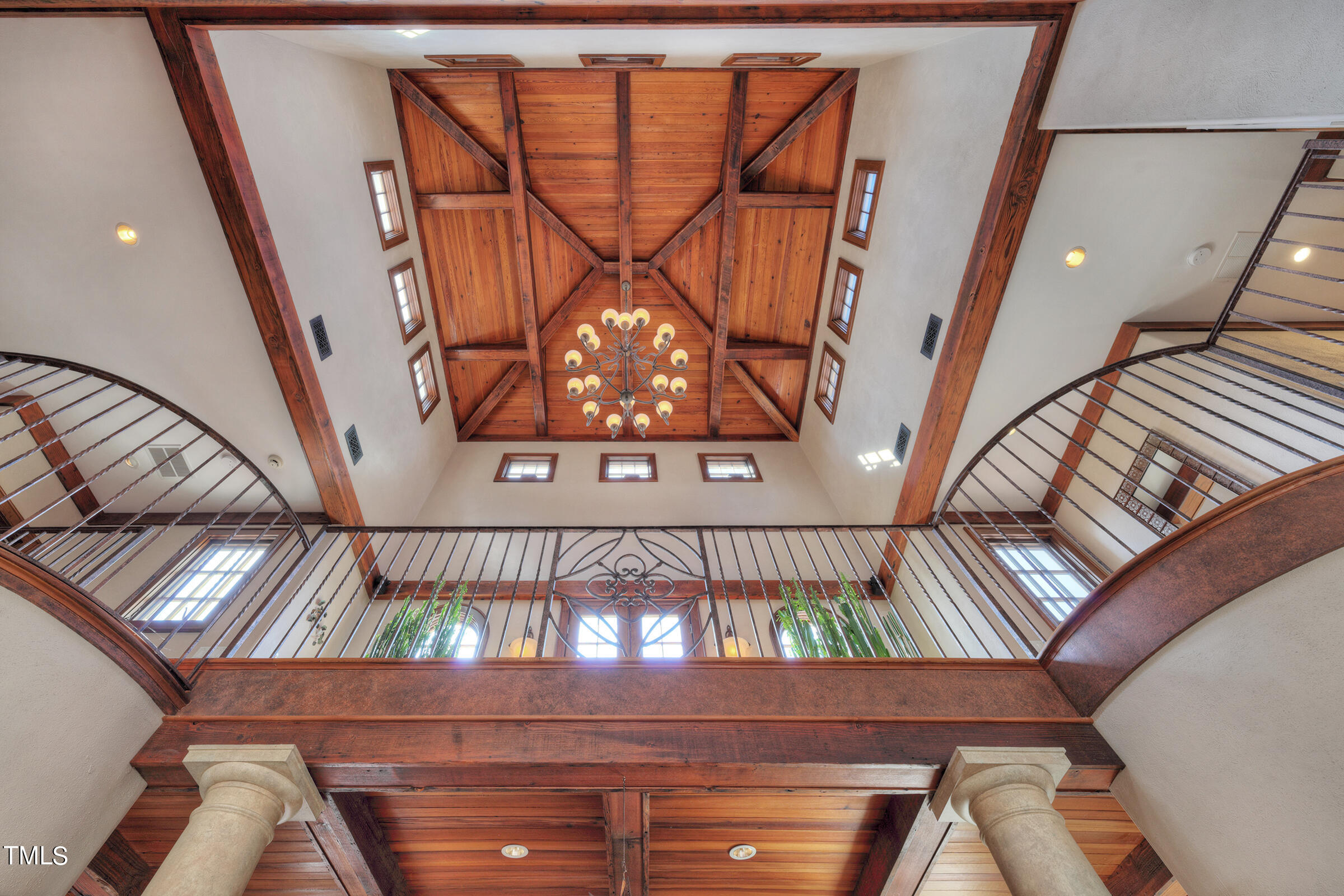 102 Flagstone Court