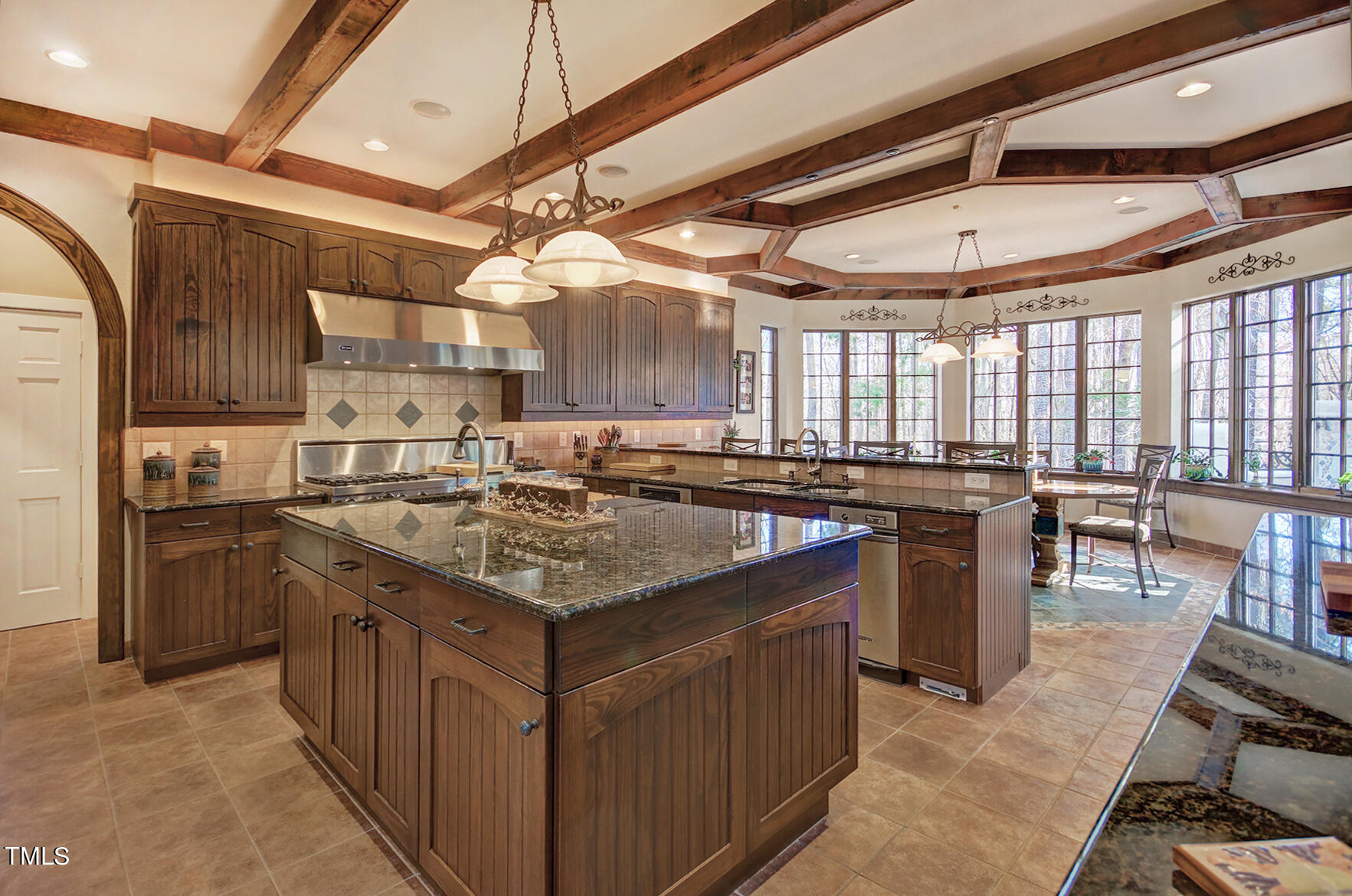 102 Flagstone Court