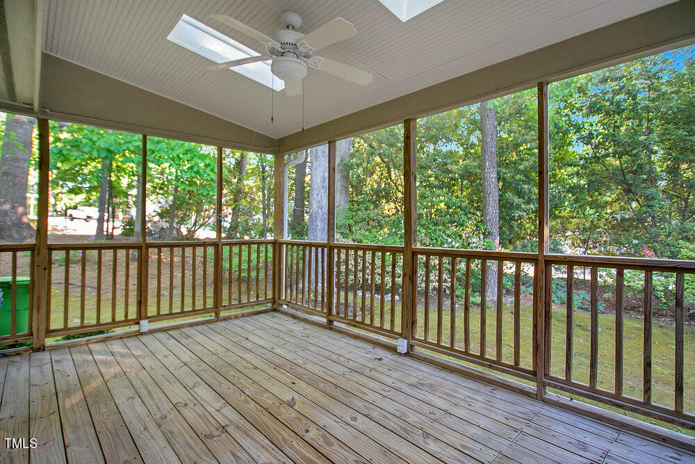 1001 Boathouse Court