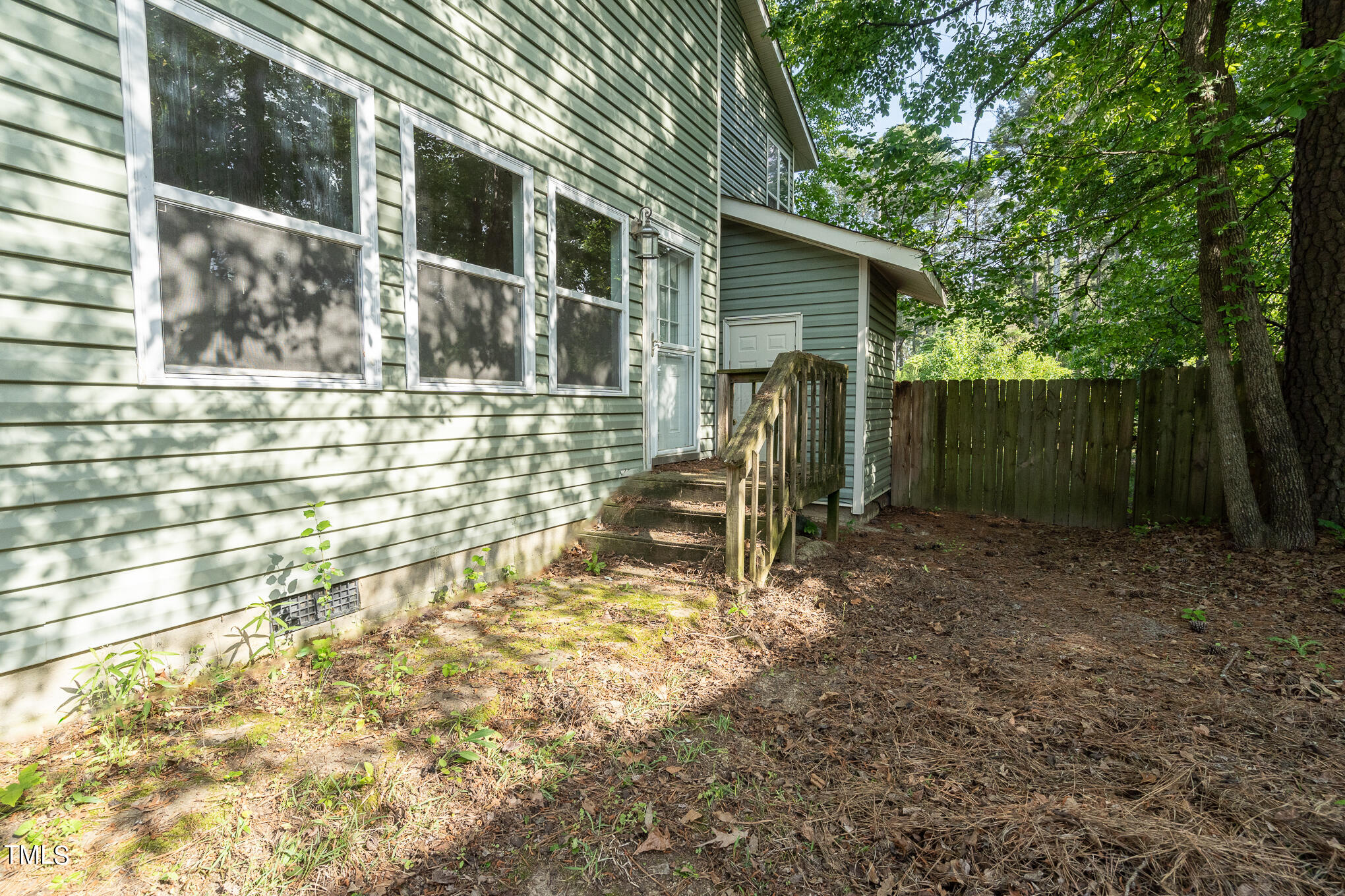 329 Bitteroot Court