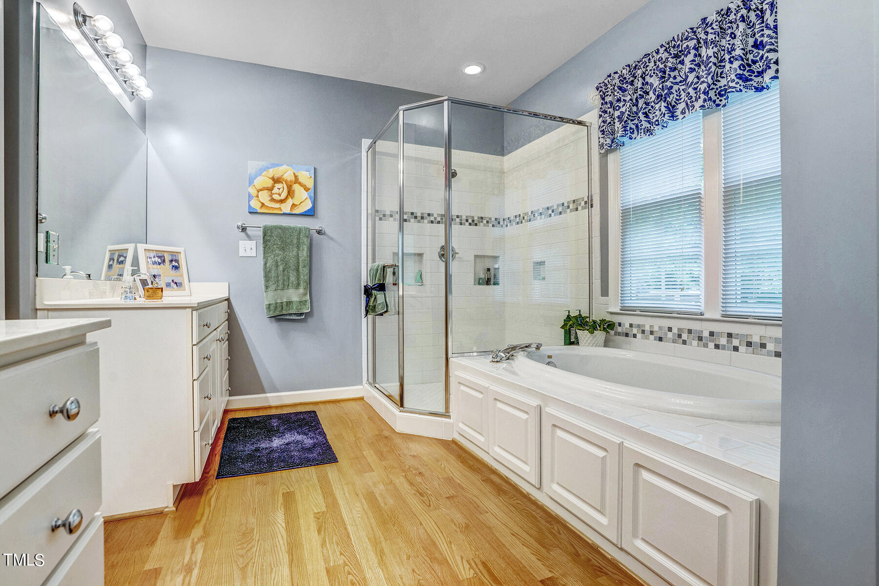 206 Canon Gate Dr Drive