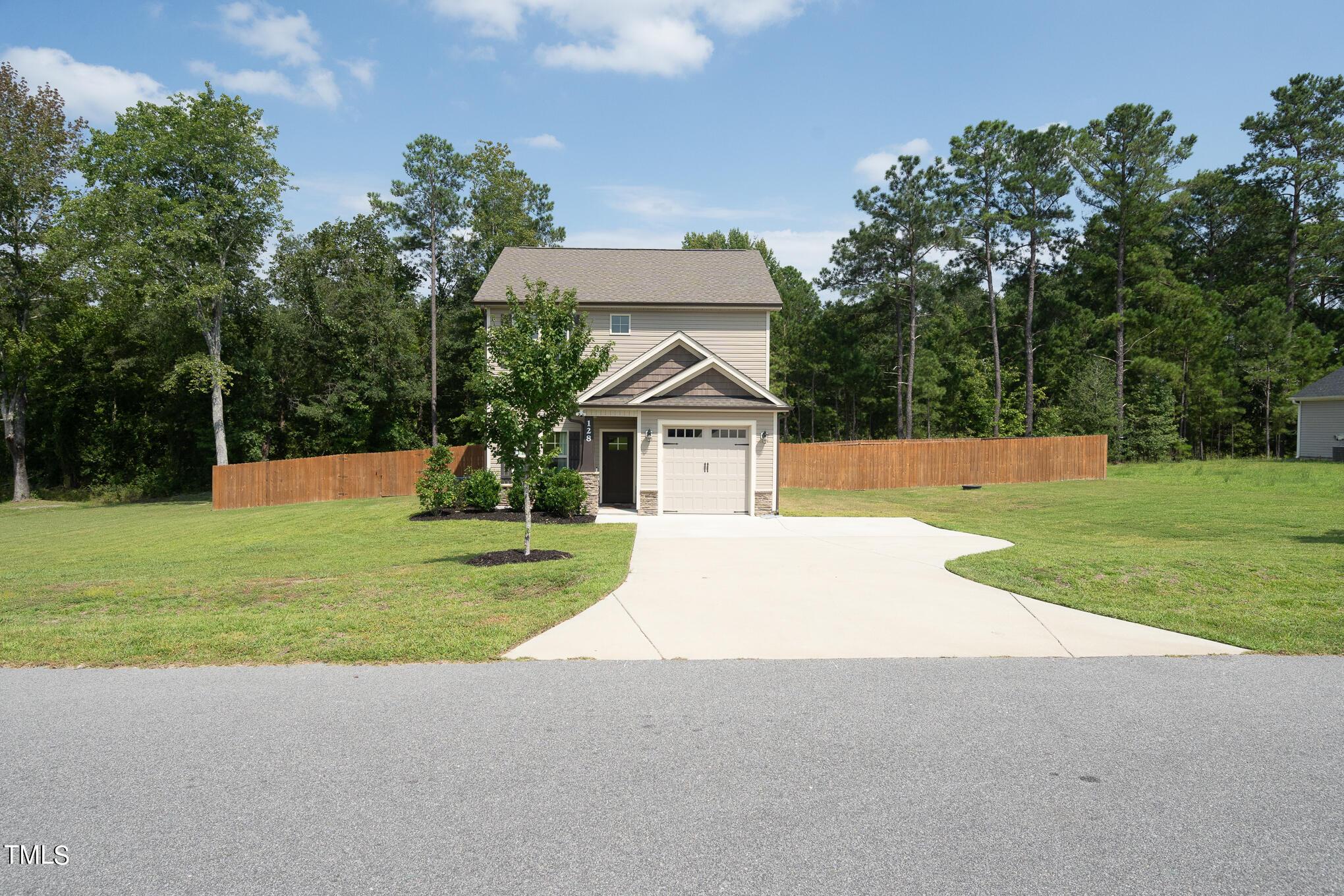 128 W Park Lane