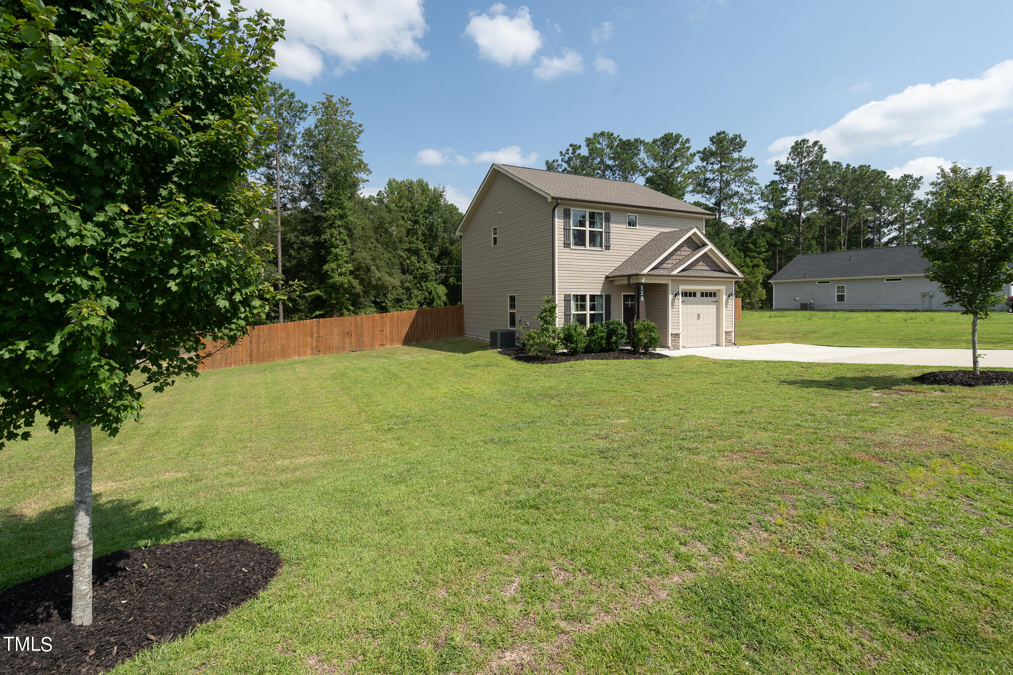 128 W Park Lane