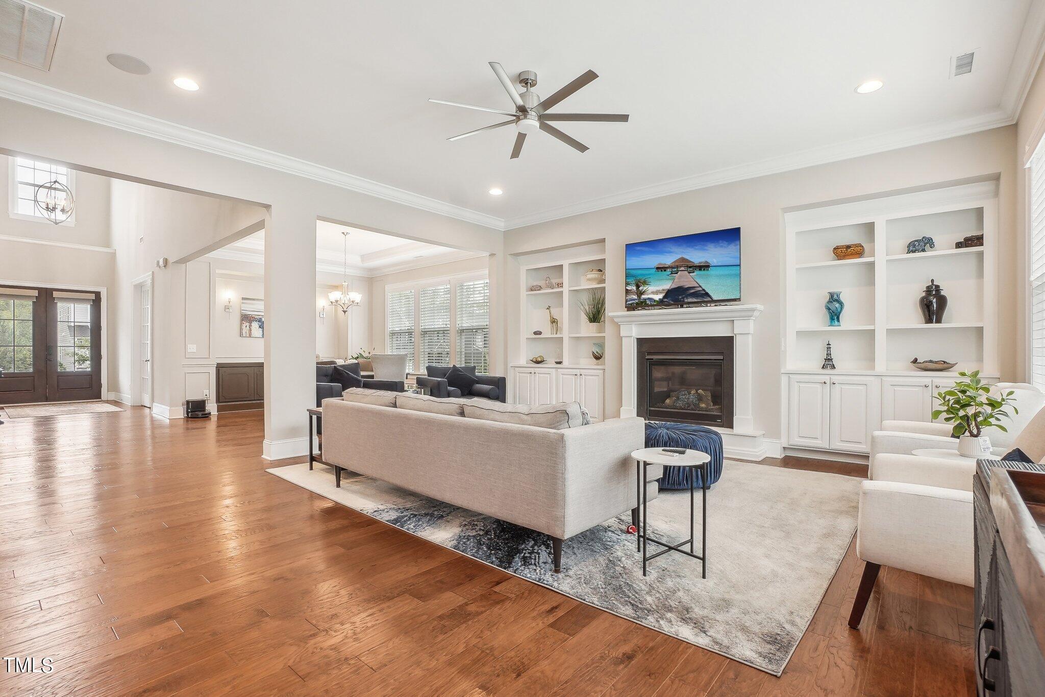 2413 Canoe Creek Lane