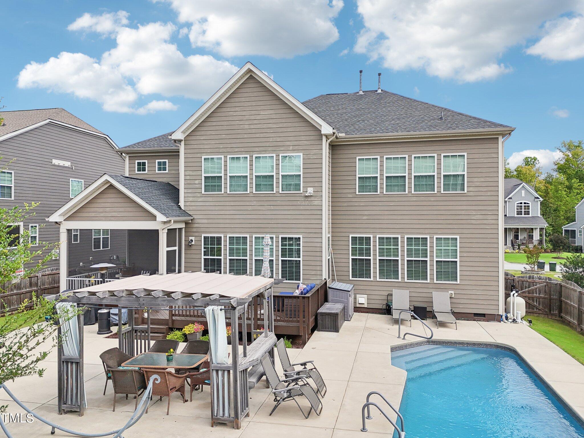 2413 Canoe Creek Lane